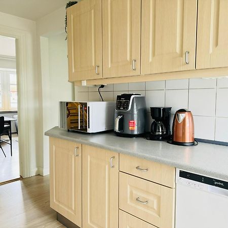 Aday - Modern 2 Bedroom Charming Central Apartment With Public Parking Aalborg Bagian luar foto