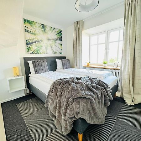 Aday - Modern 2 Bedroom Charming Central Apartment With Public Parking Aalborg Bagian luar foto