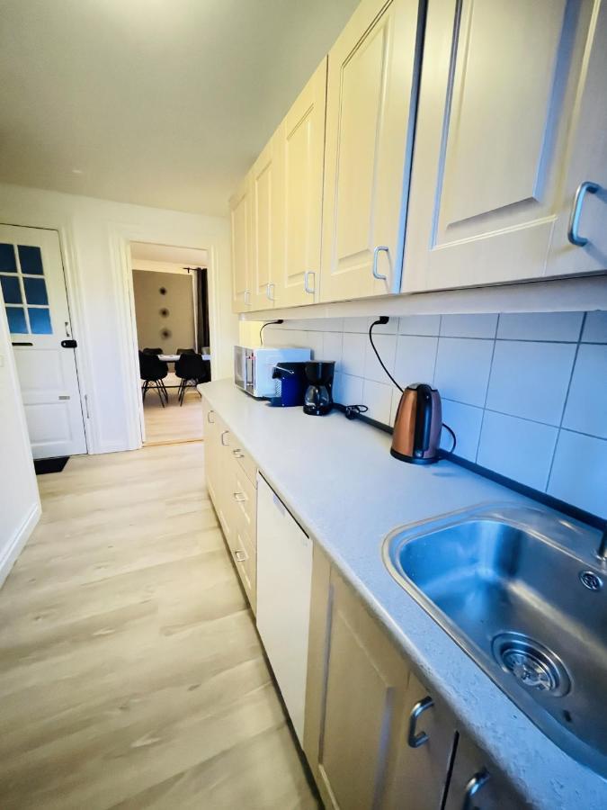 Aday - Modern 2 Bedroom Charming Central Apartment With Public Parking Aalborg Bagian luar foto